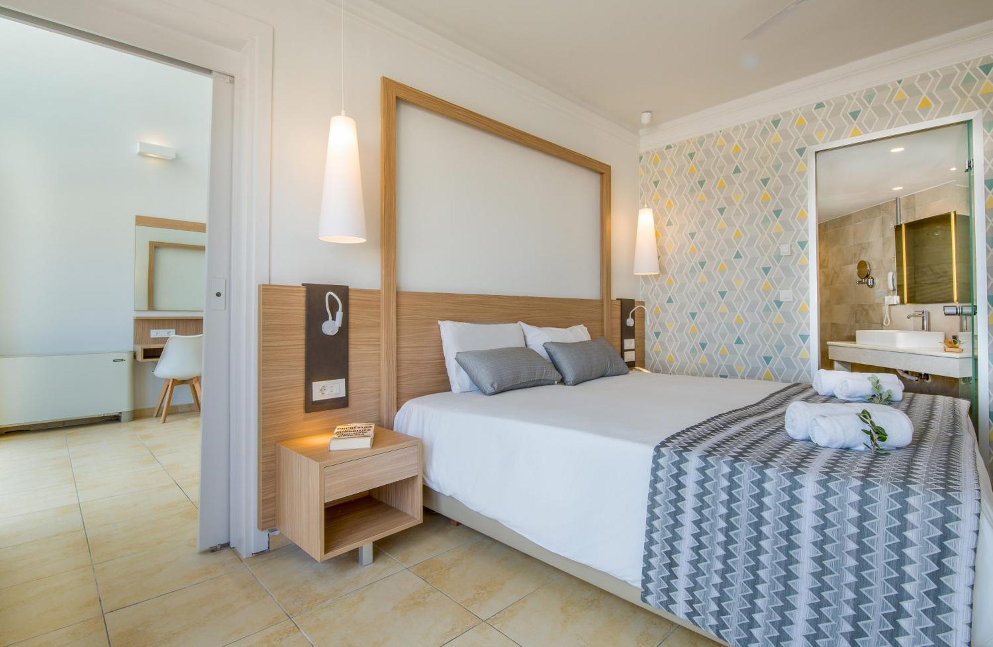 Superior Two-Bedroom Apartment