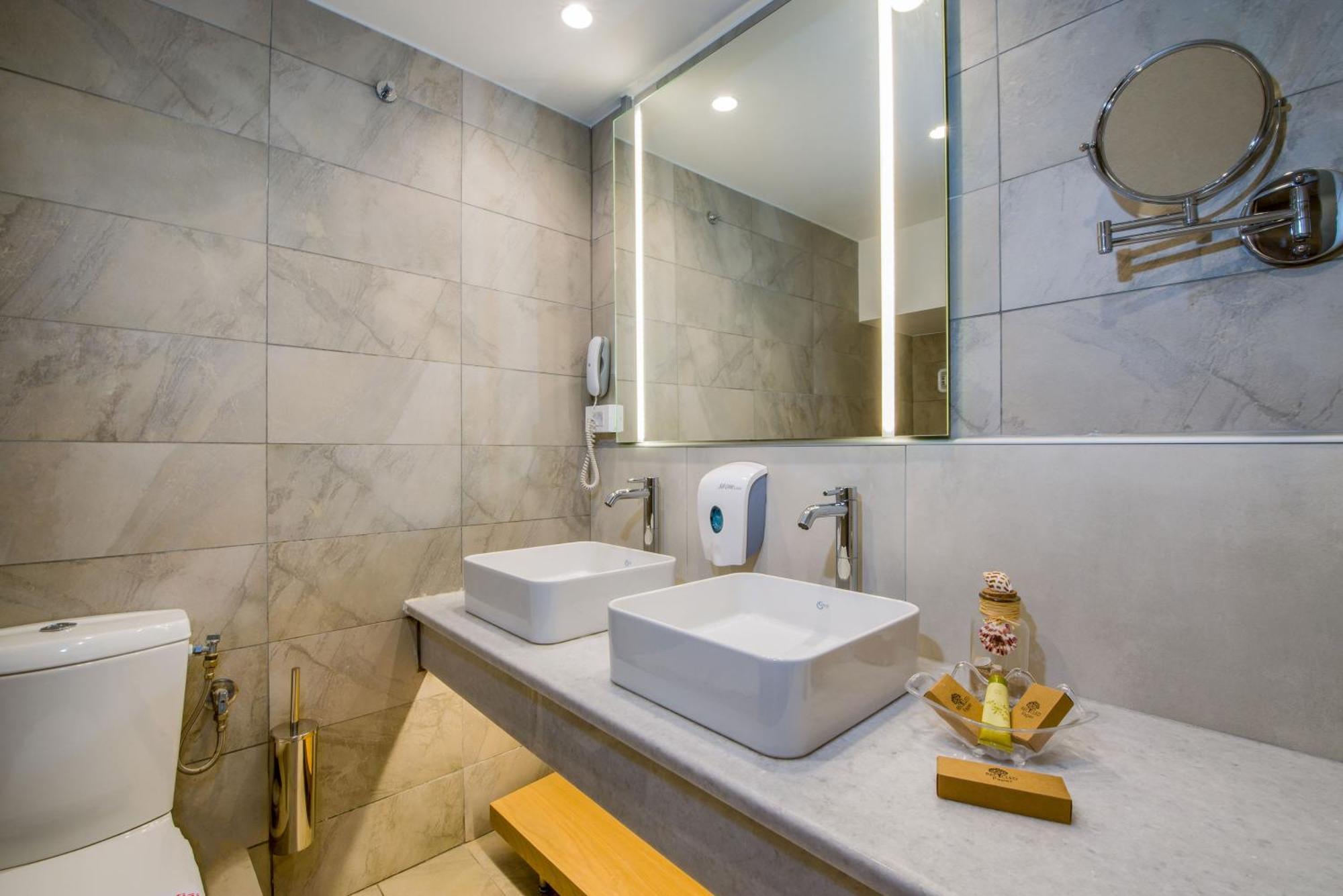 Superior Two-Bedroom Apartment